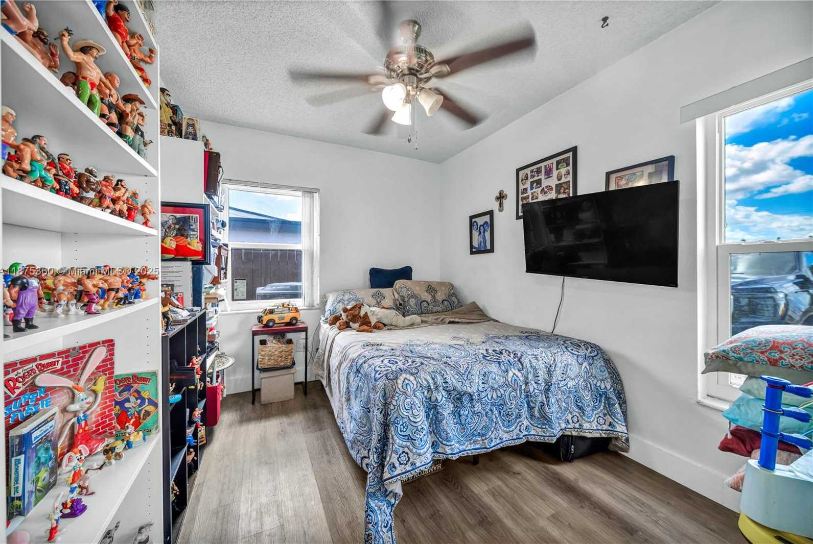 Small Image of 1317 WEST 61ST PL, Hialeah Number 20