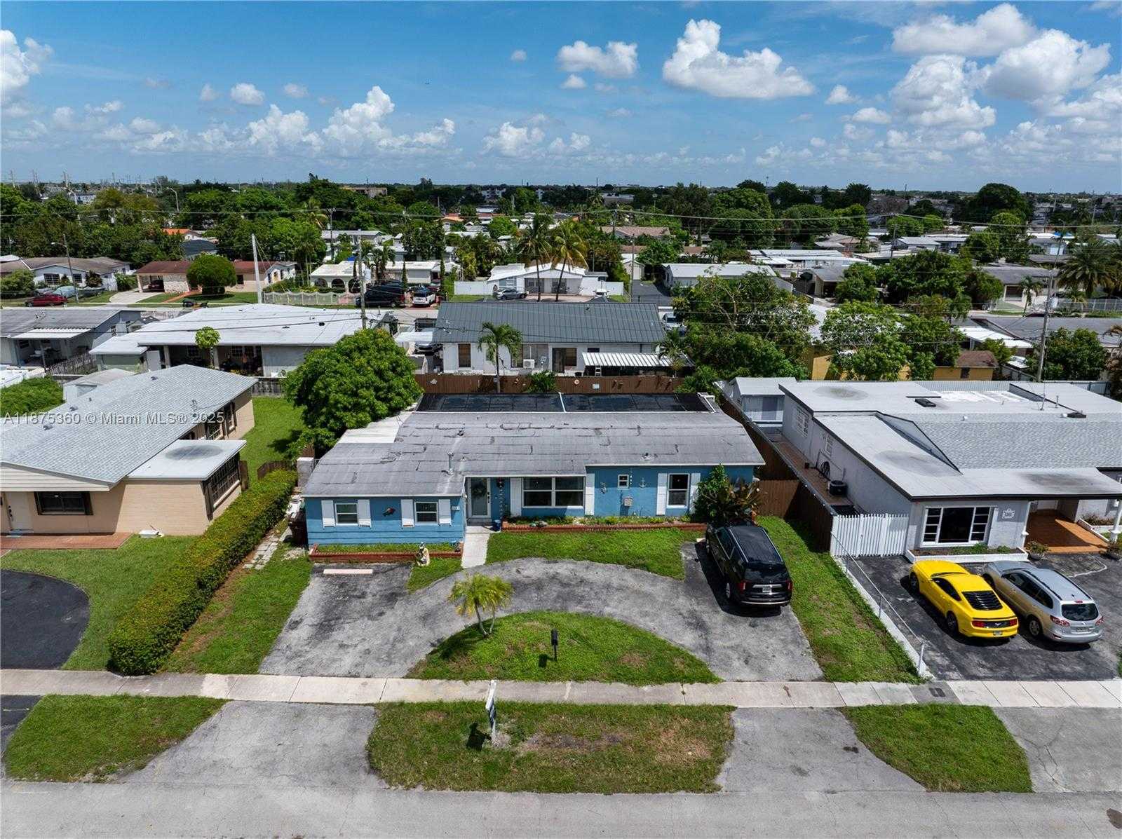 Small Image of 1317 WEST 61ST PL, Hialeah Number 36