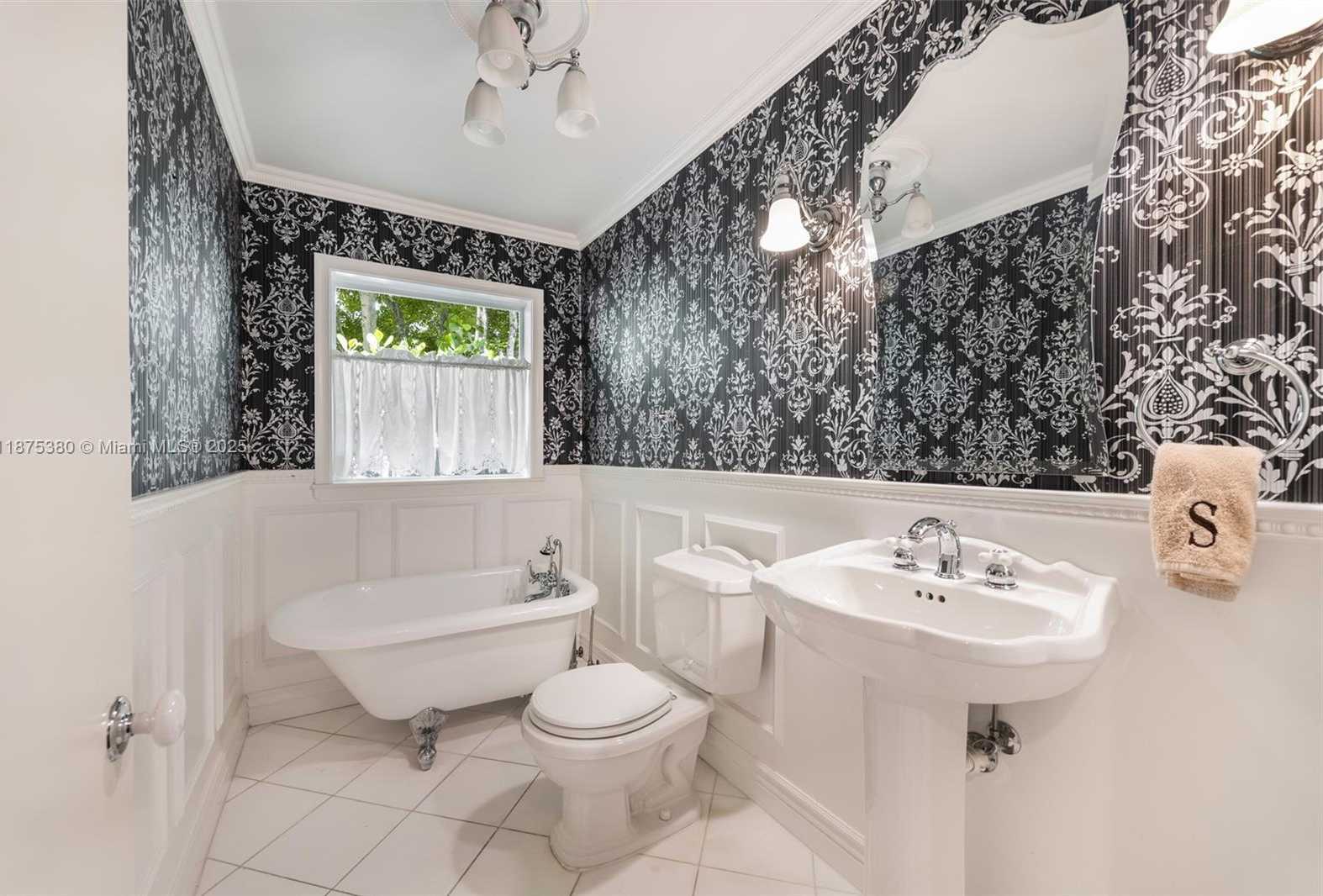 Small Image of 11000 SOUTH WEST 25TH ST, Davie Number 30