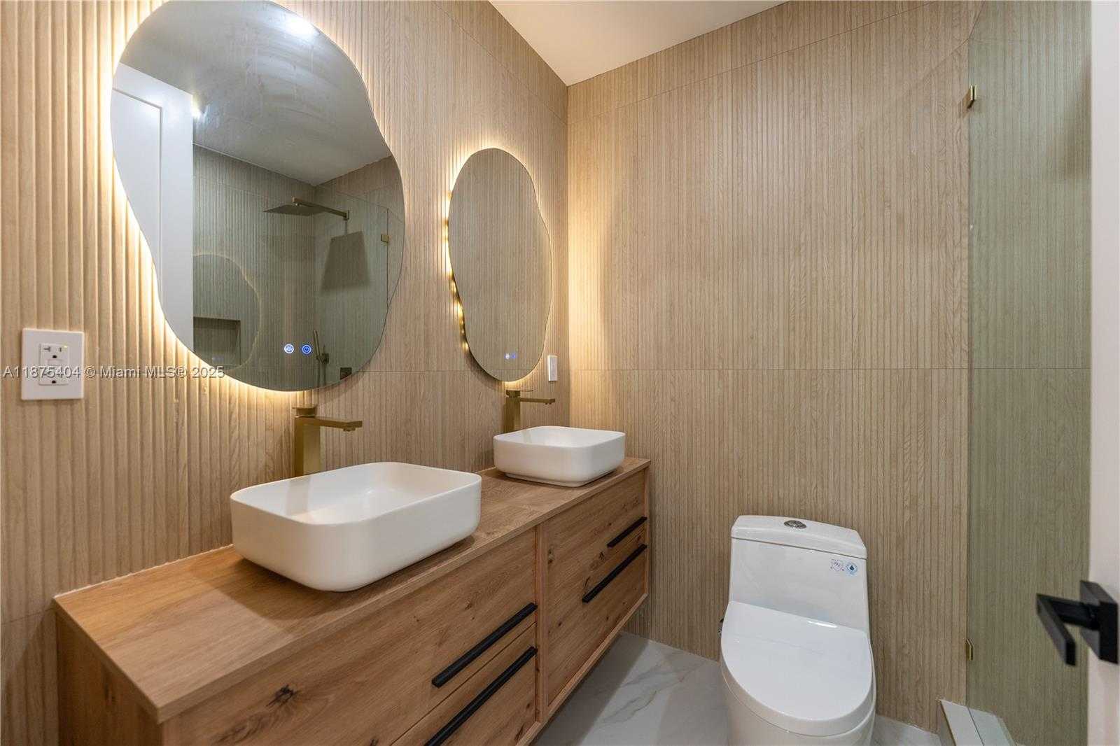 Small Image of 4144 ALTON RD, Miami Beach Number 14