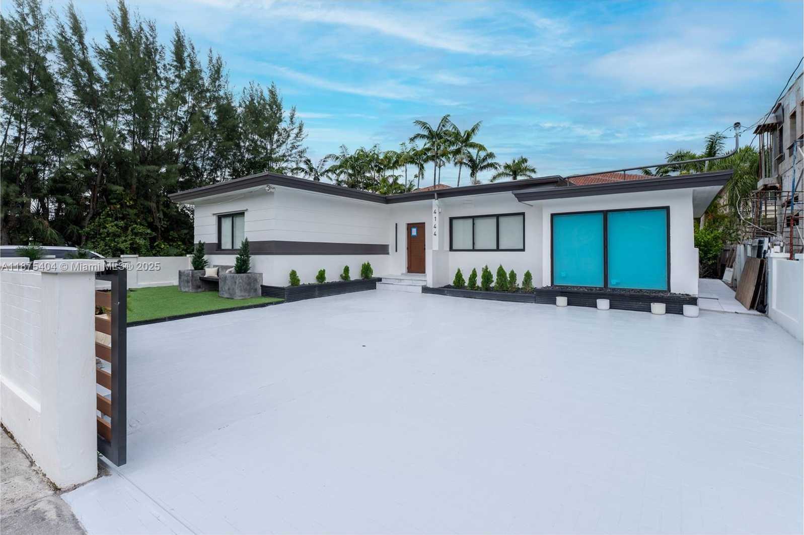 Small Image of 4144 ALTON RD, Miami Beach Number 6