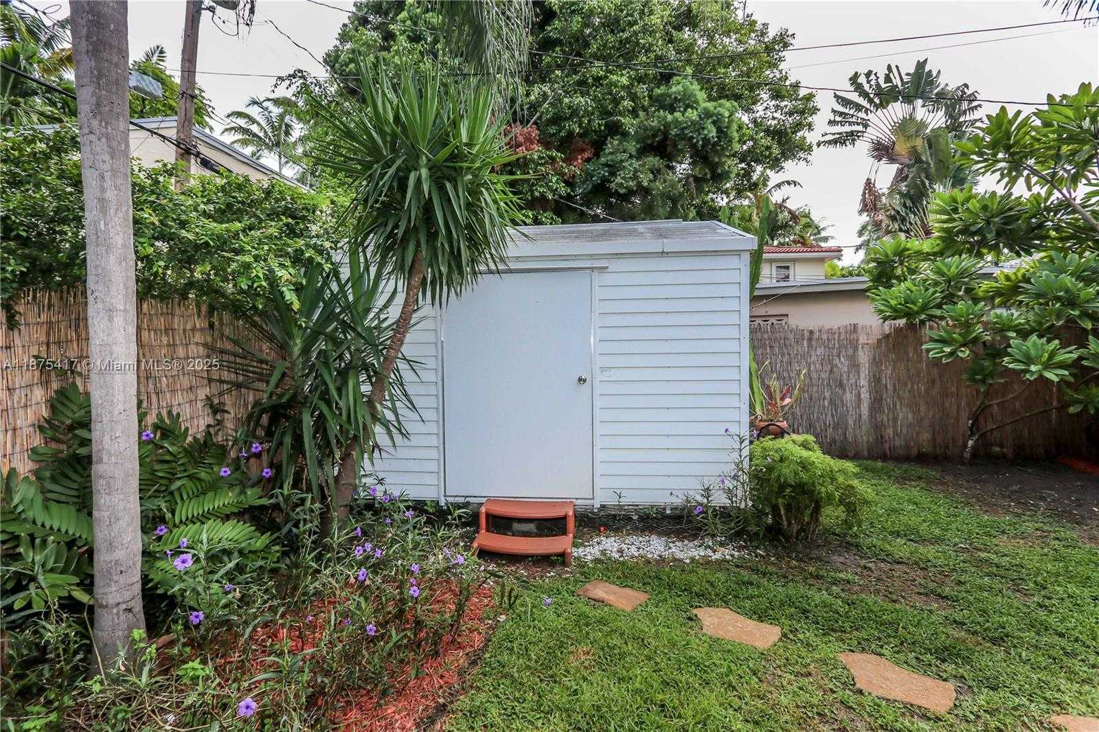 Small Image of 1515 HARRISON ST, Hollywood Number 25
