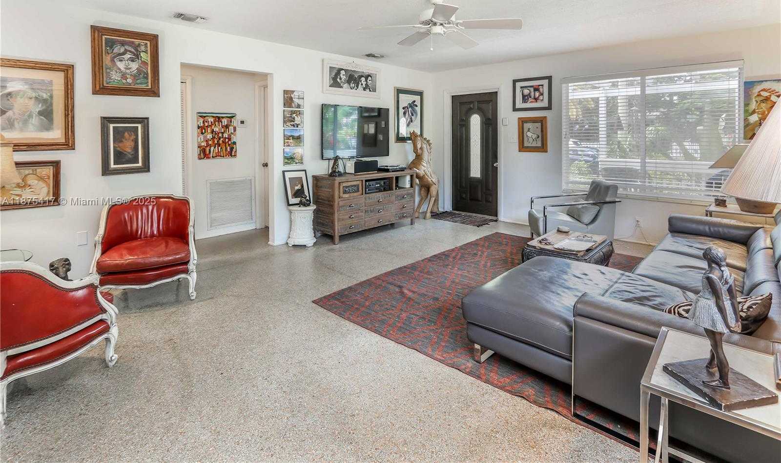 Small Image of 1515 HARRISON ST, Hollywood Number 8
