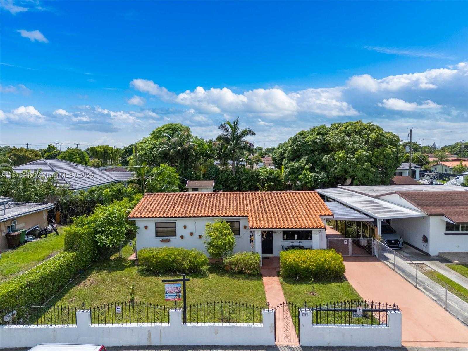 Small Image of 1310 WEST 36TH ST, Hialeah Number 21