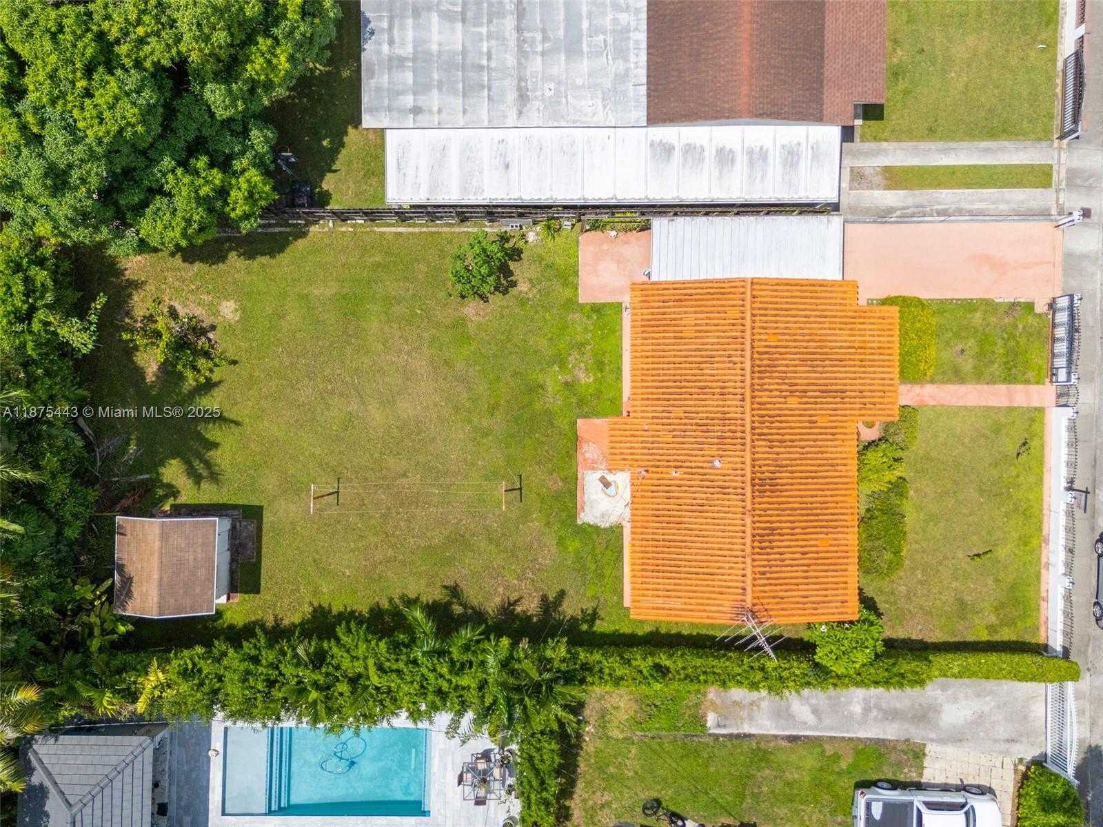 Small Image of 1310 WEST 36TH ST, Hialeah Number 33