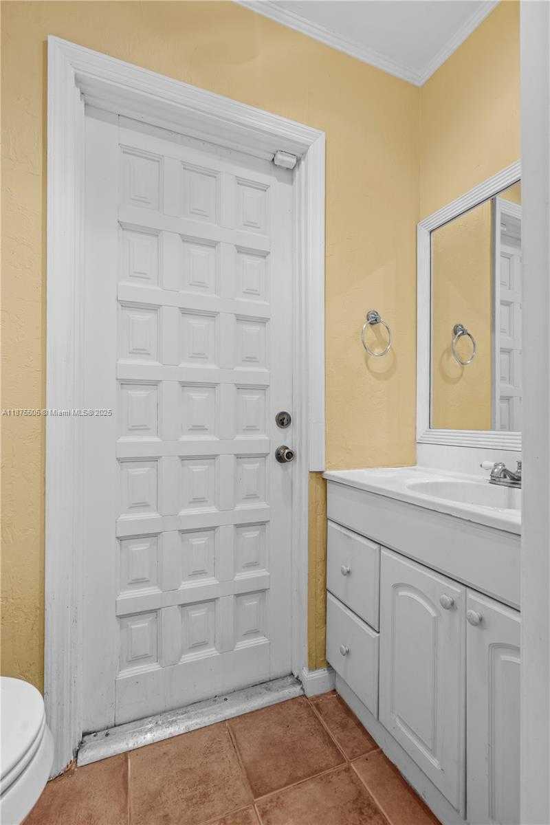Small Image of 17485 SOUTH WEST 297TH TER, Homestead Number 44