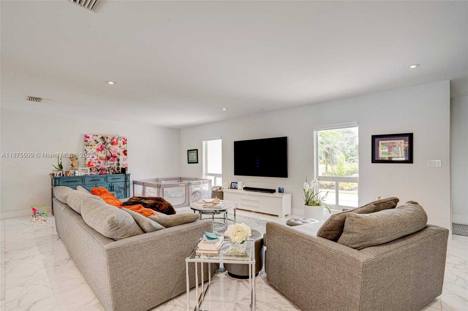 Small Image of 8133 SOUTH WEST 103RD ST, Miami Number 6