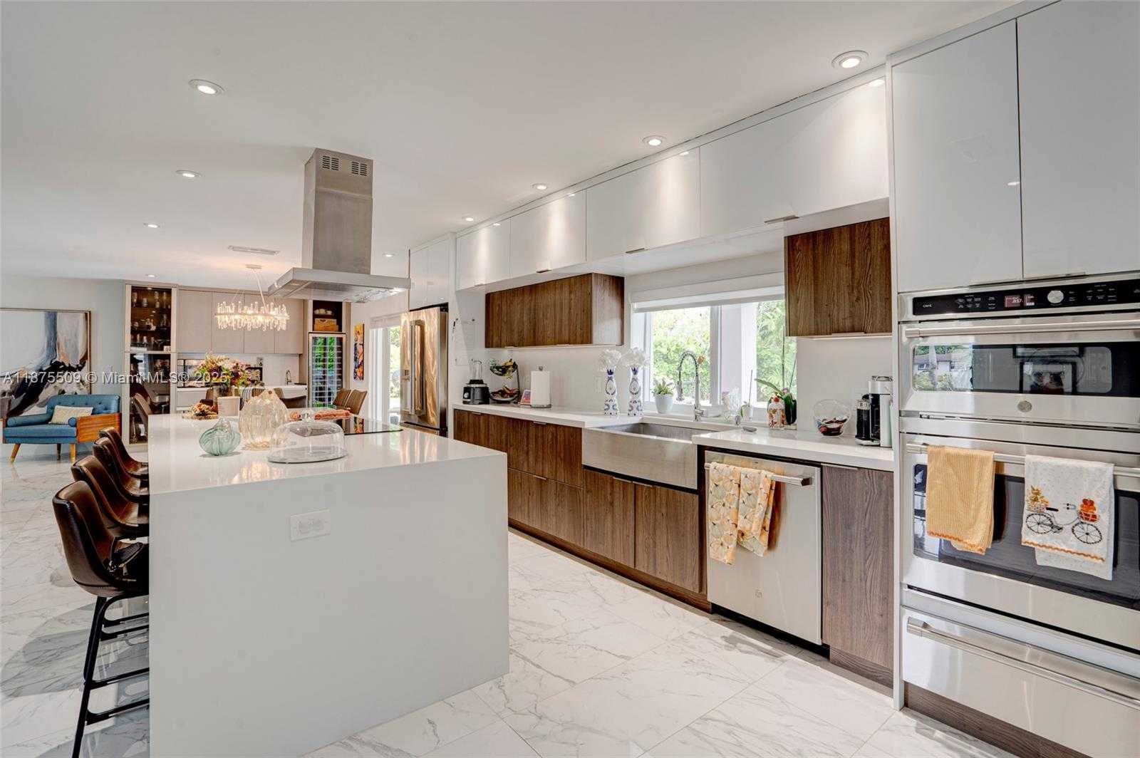 Small Image of 8133 SOUTH WEST 103RD ST, Miami Number 8