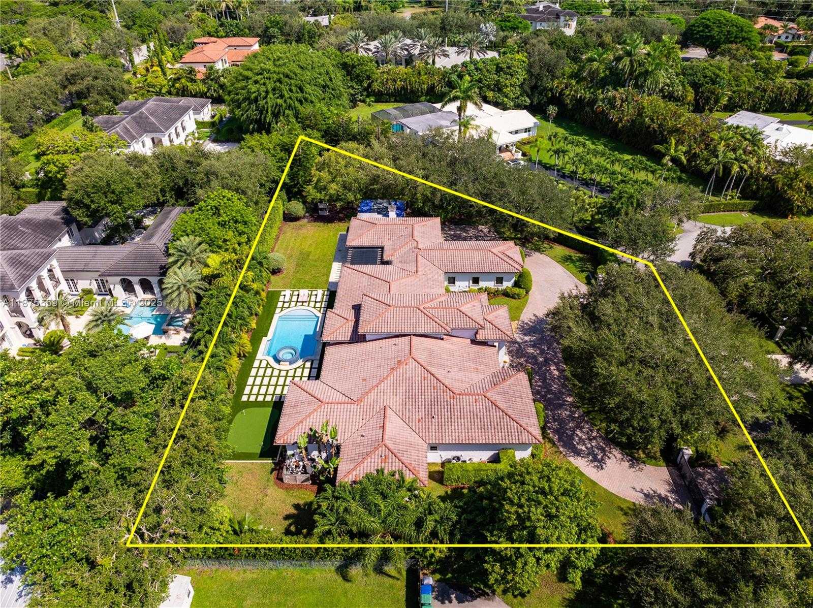 Small Image of 10900 SOUTH WEST 61ST CT, Pinecrest Number 37