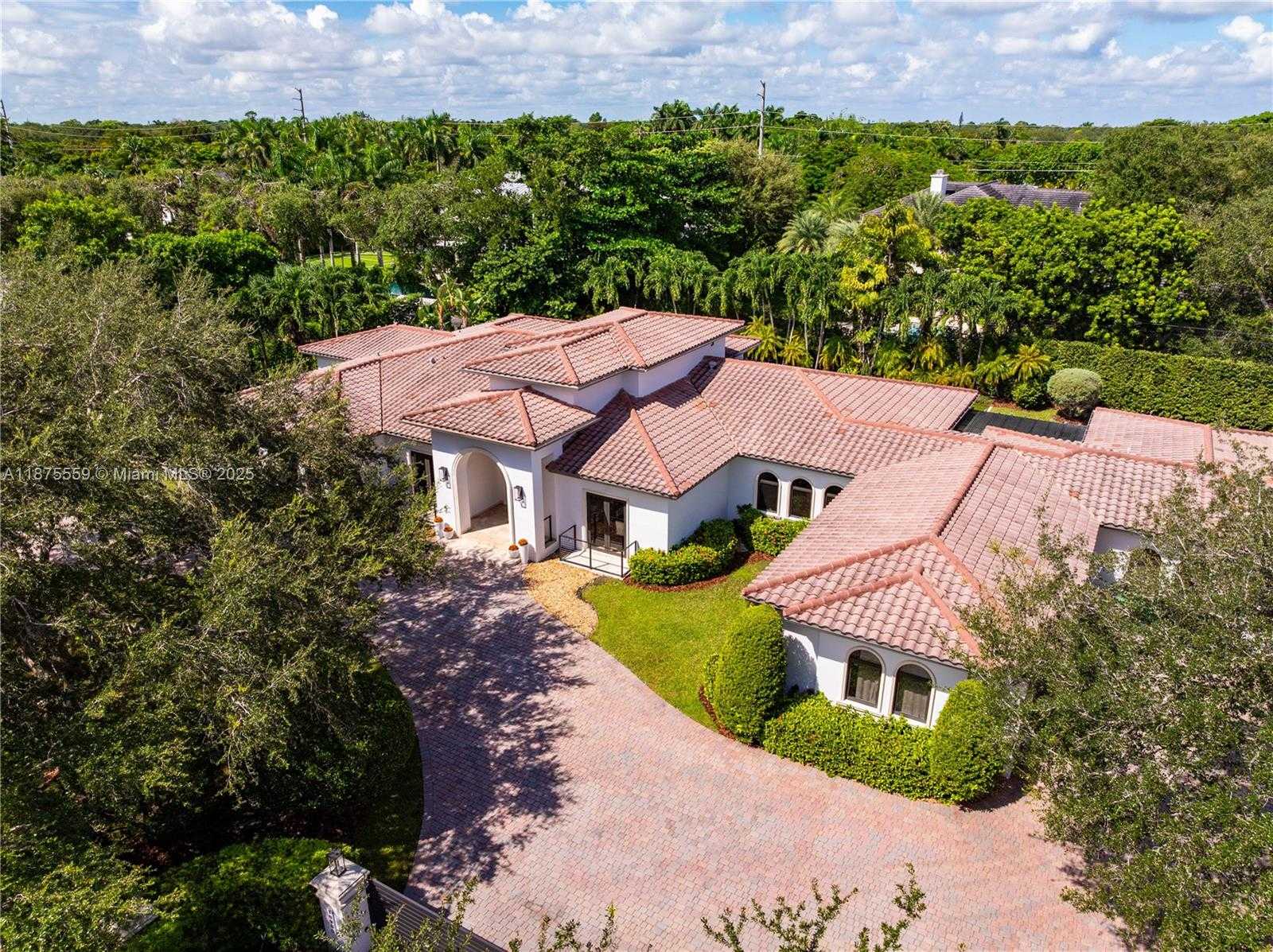 Small Image of 10900 SOUTH WEST 61ST CT, Pinecrest Number 40