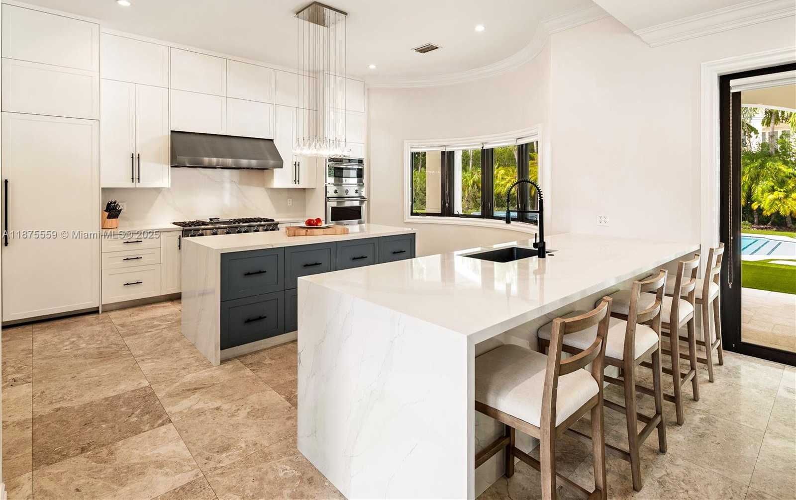 Small Image of 10900 SOUTH WEST 61ST CT, Pinecrest Number 5