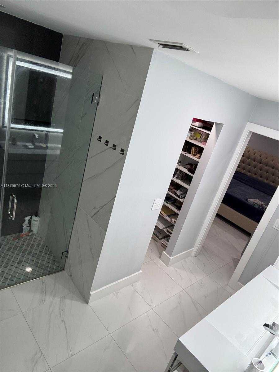Small Image of 21914 SOUTH WEST 97TH PL, Cutler Bay Number 10