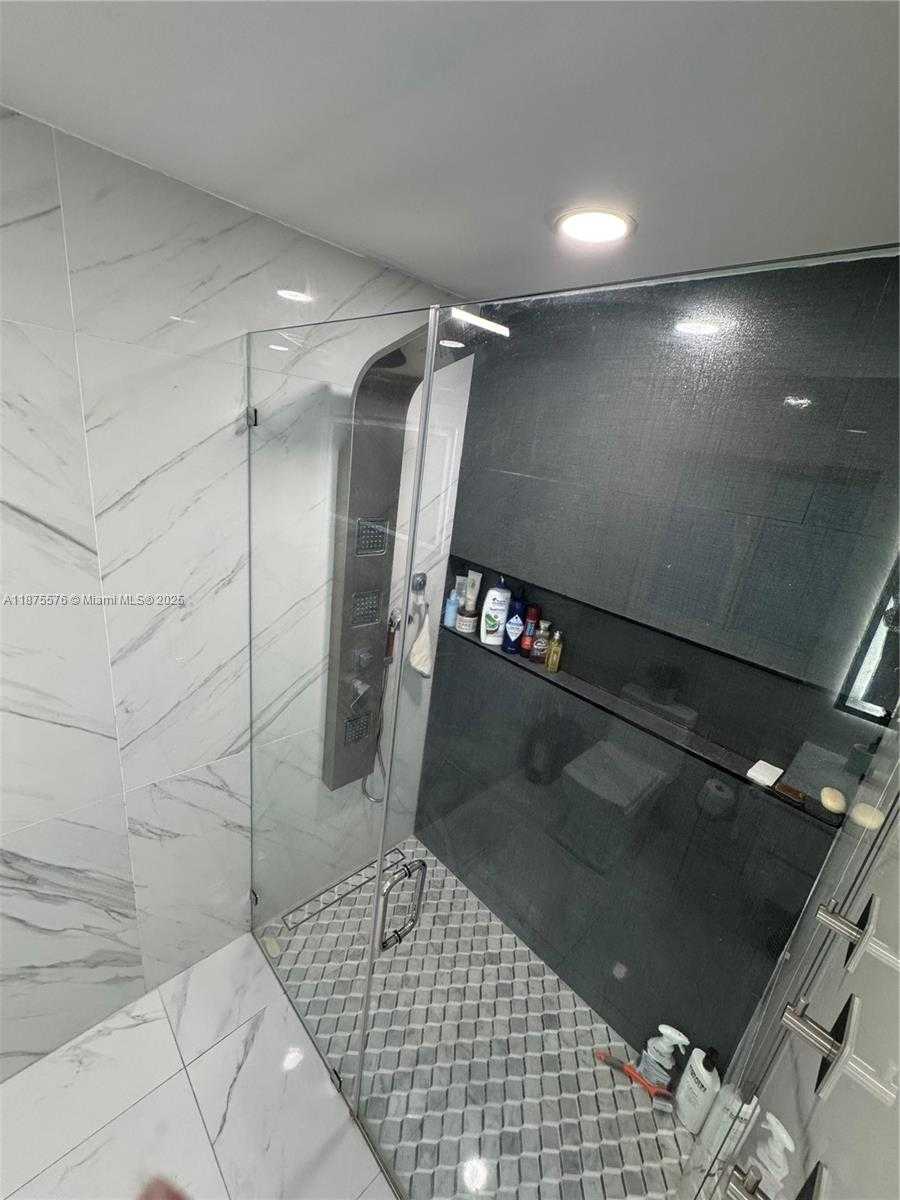 Small Image of 21914 SOUTH WEST 97TH PL, Cutler Bay Number 11