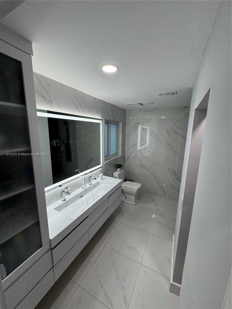 Small Image of 21914 SOUTH WEST 97TH PL, Cutler Bay Number 13