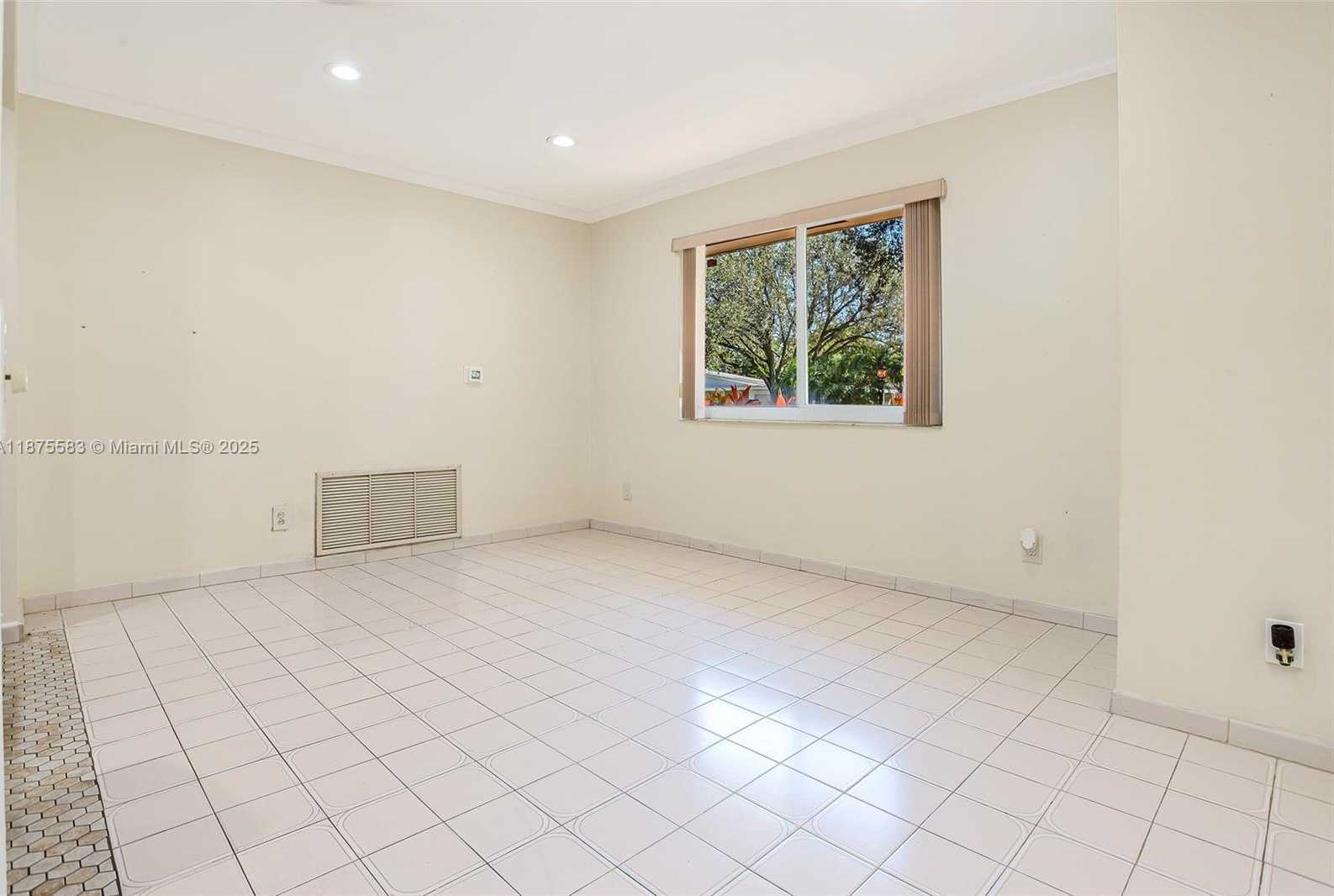 Small Image of 131 SOUTH WEST 59TH AVE, Plantation Number 11