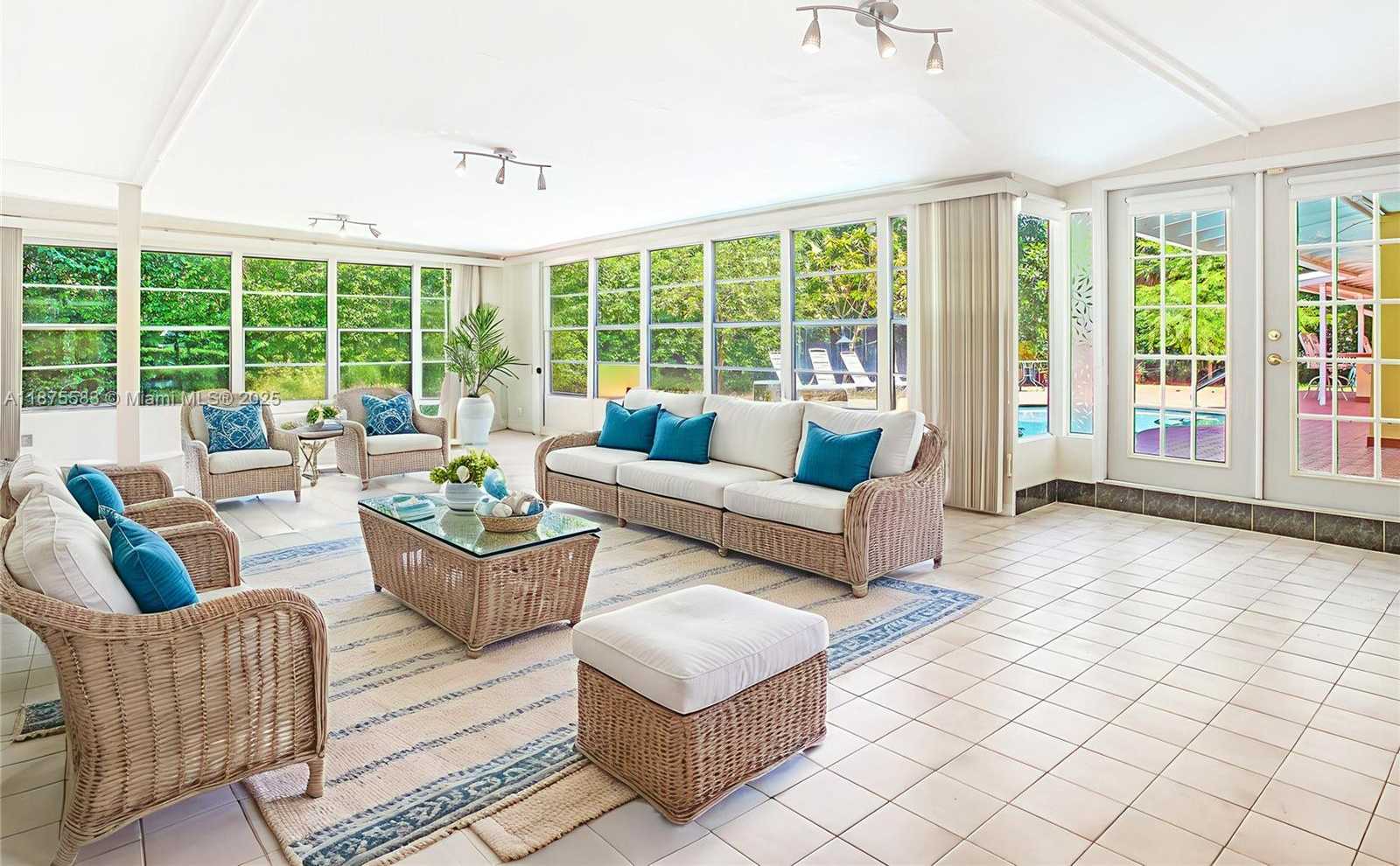 Small Image of 131 SOUTH WEST 59TH AVE, Plantation Number 16
