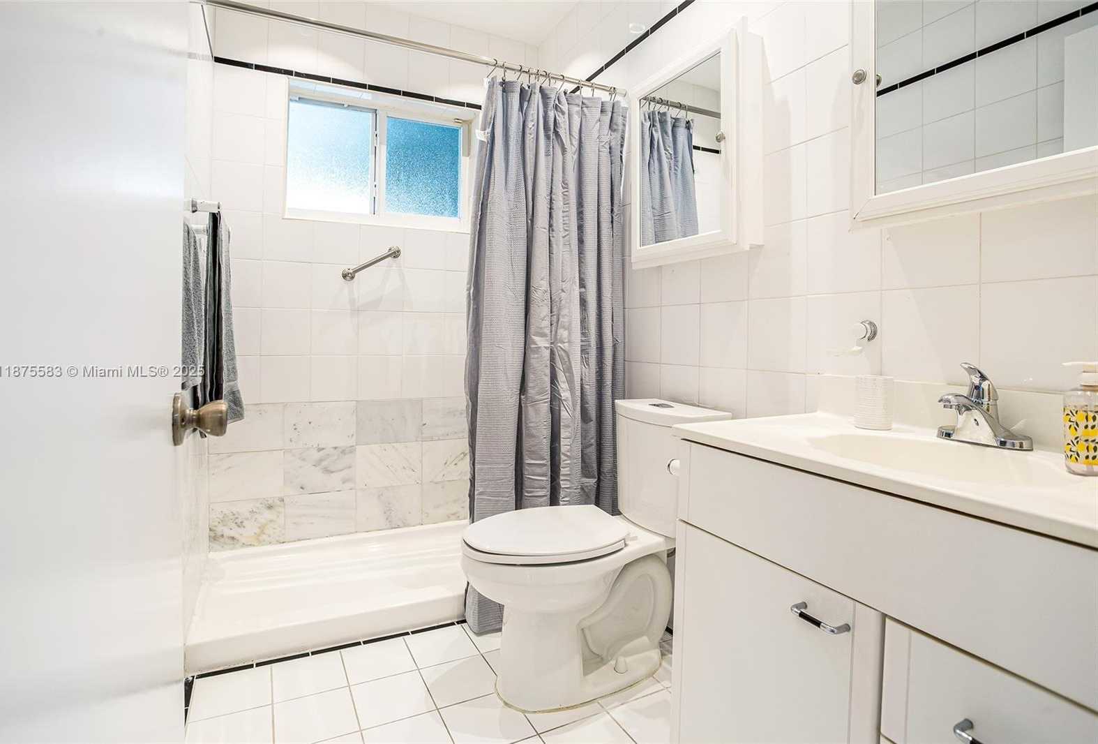 Small Image of 131 SOUTH WEST 59TH AVE, Plantation Number 24