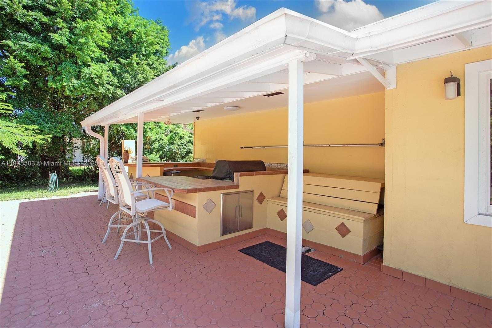 Small Image of 131 SOUTH WEST 59TH AVE, Plantation Number 35