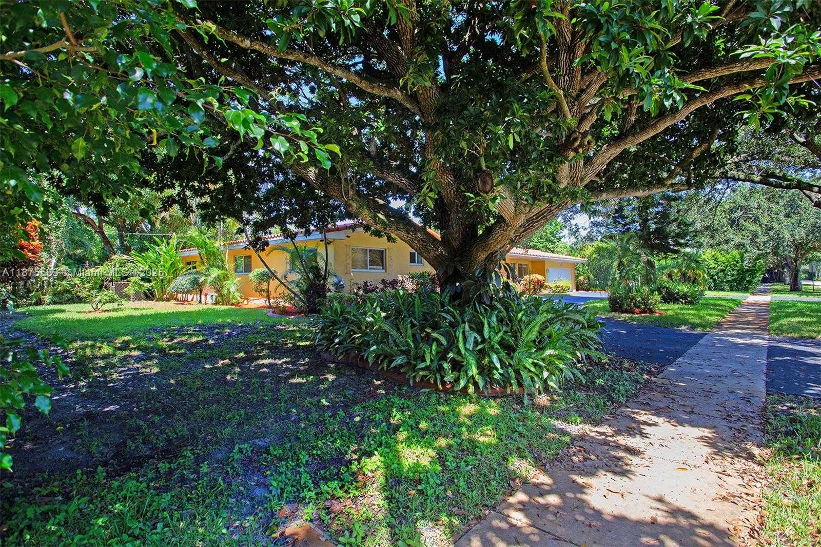 Small Image of 131 SOUTH WEST 59TH AVE, Plantation Number 37