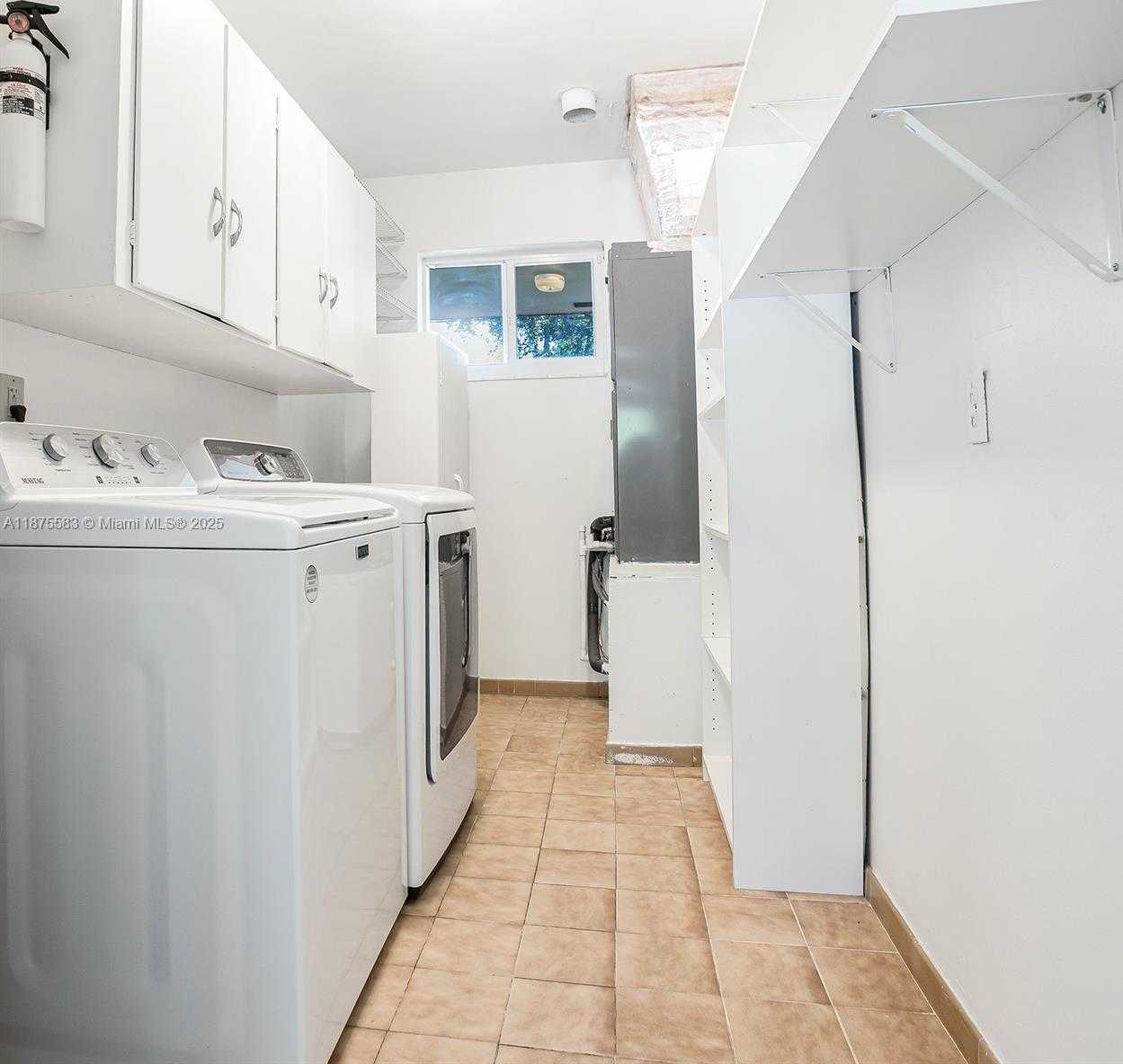 Small Image of 131 SOUTH WEST 59TH AVE, Plantation Number 40