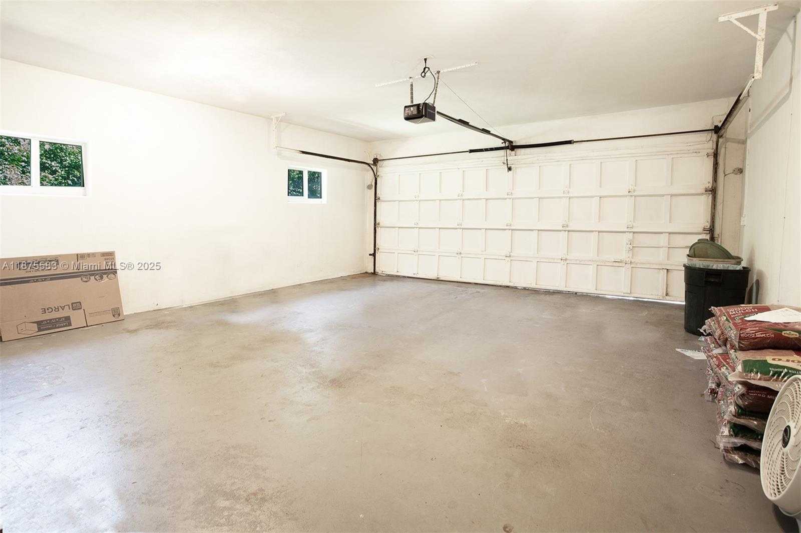 Small Image of 131 SOUTH WEST 59TH AVE, Plantation Number 41