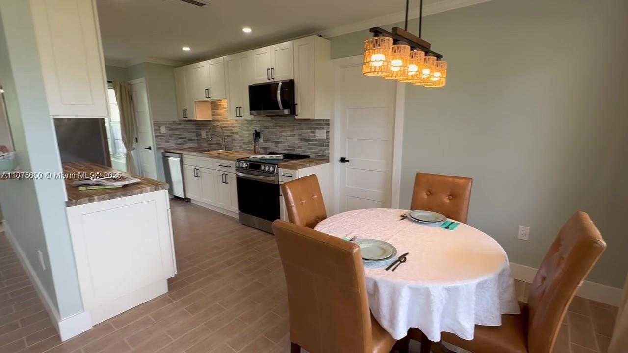 Small Image of 3030 PALM DRIVE, Punta Gorda Number 10