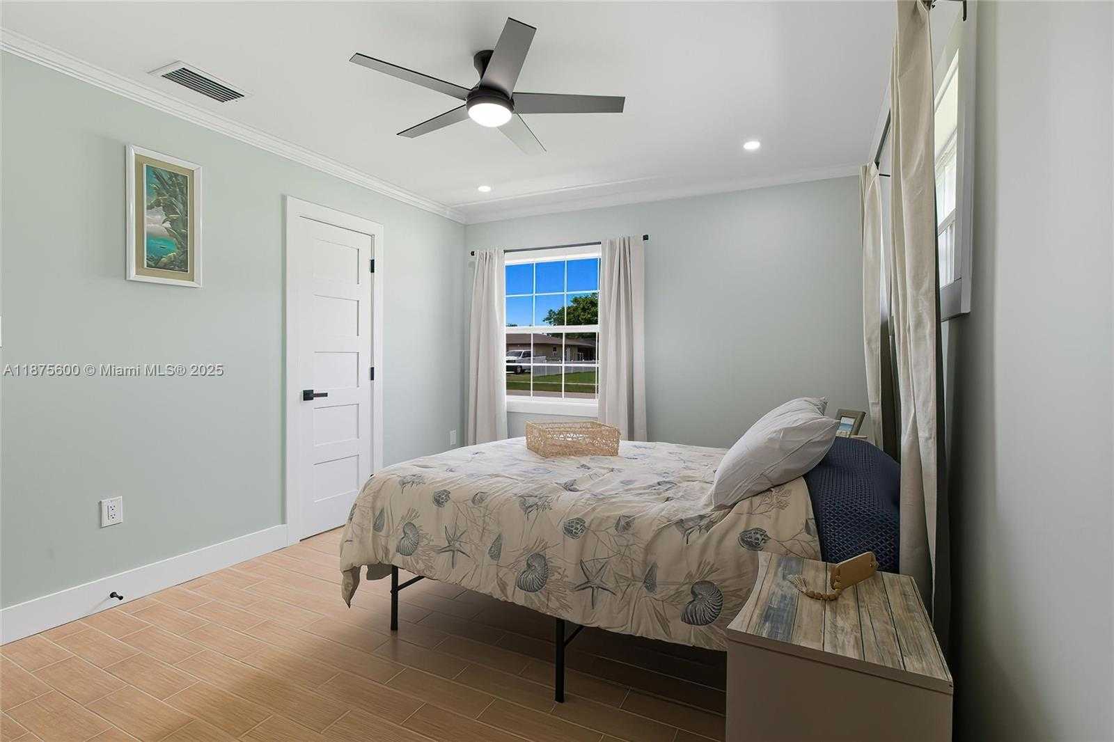 Small Image of 3030 PALM DRIVE, Punta Gorda Number 33