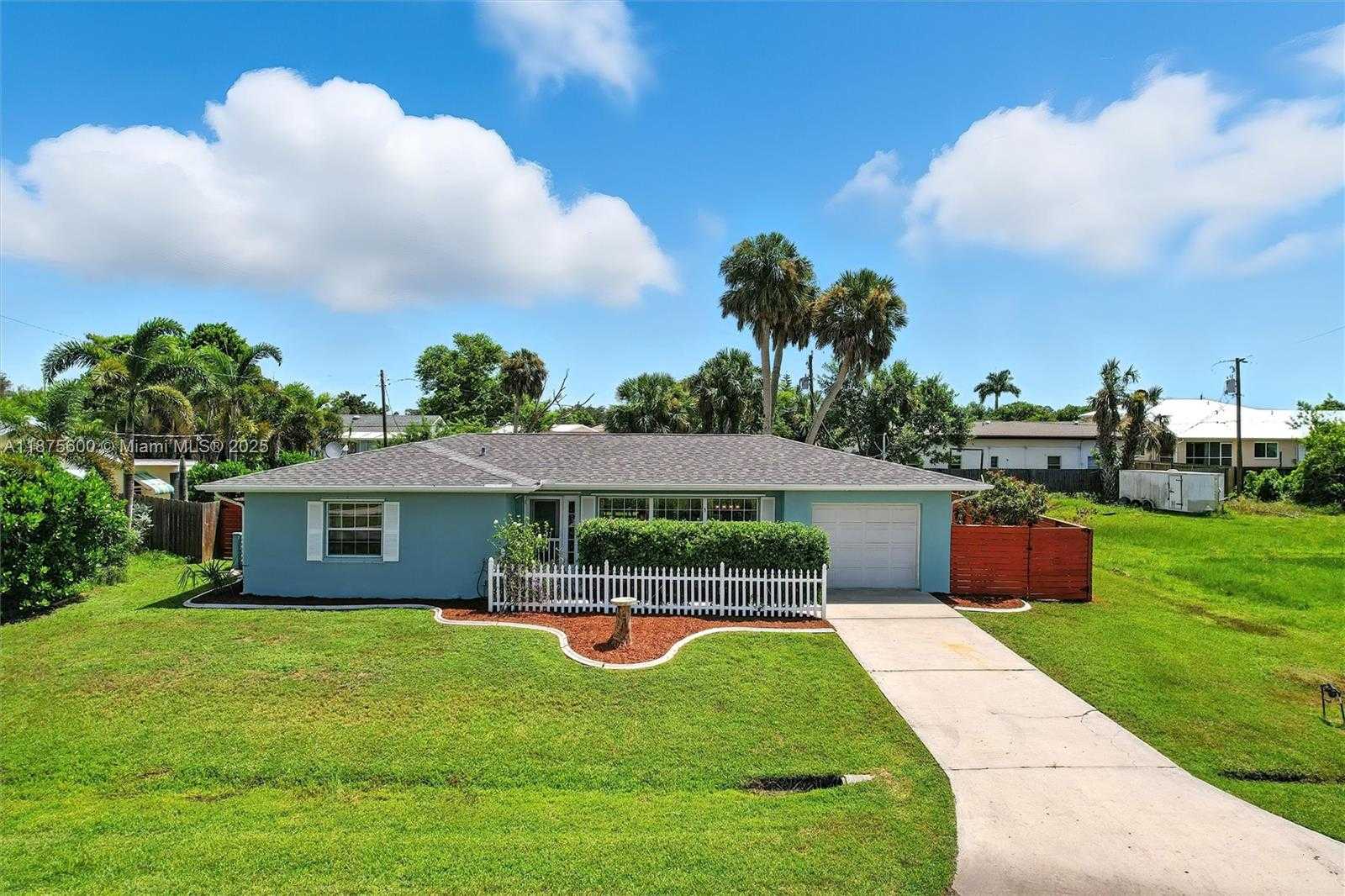 Small Image of 3030 PALM DRIVE, Punta Gorda Number 48