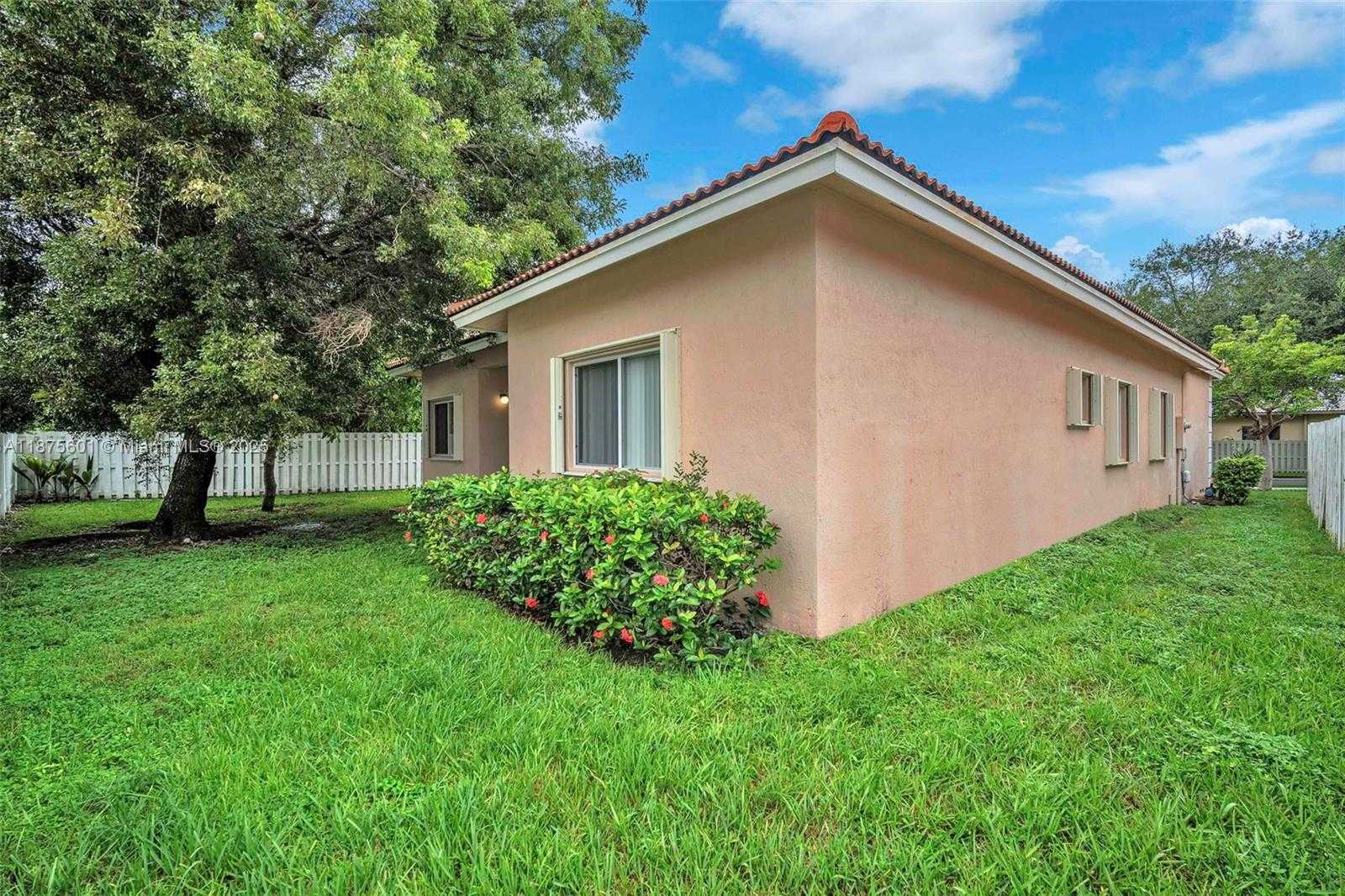 Small Image of 3167 SOUTH WEST 140TH AVENUE, Miramar Number 24