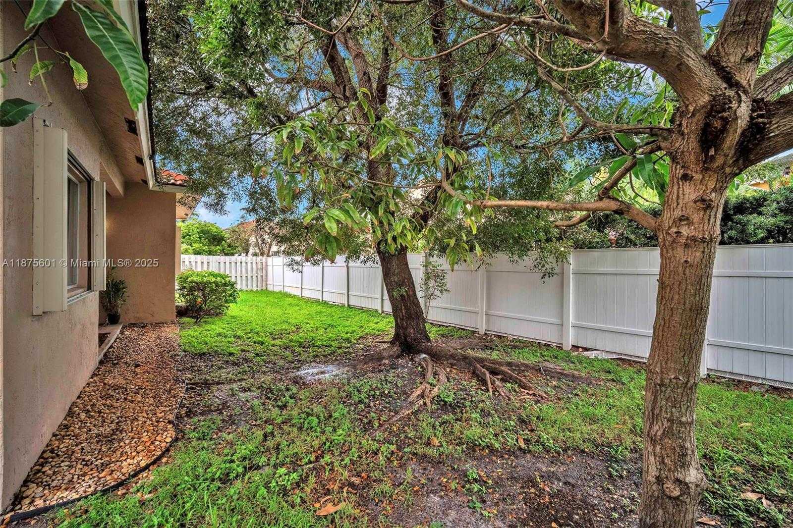 Small Image of 3167 SOUTH WEST 140TH AVENUE, Miramar Number 25