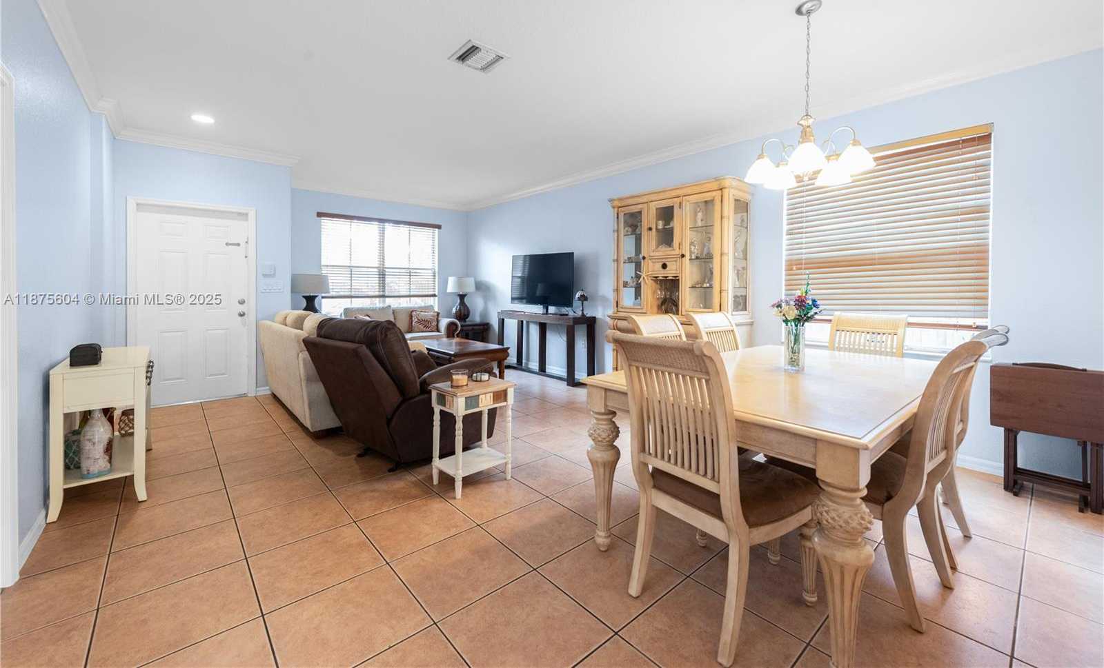 Small Image of 1316 SOUTH EAST 18TH TER, Homestead Number 2