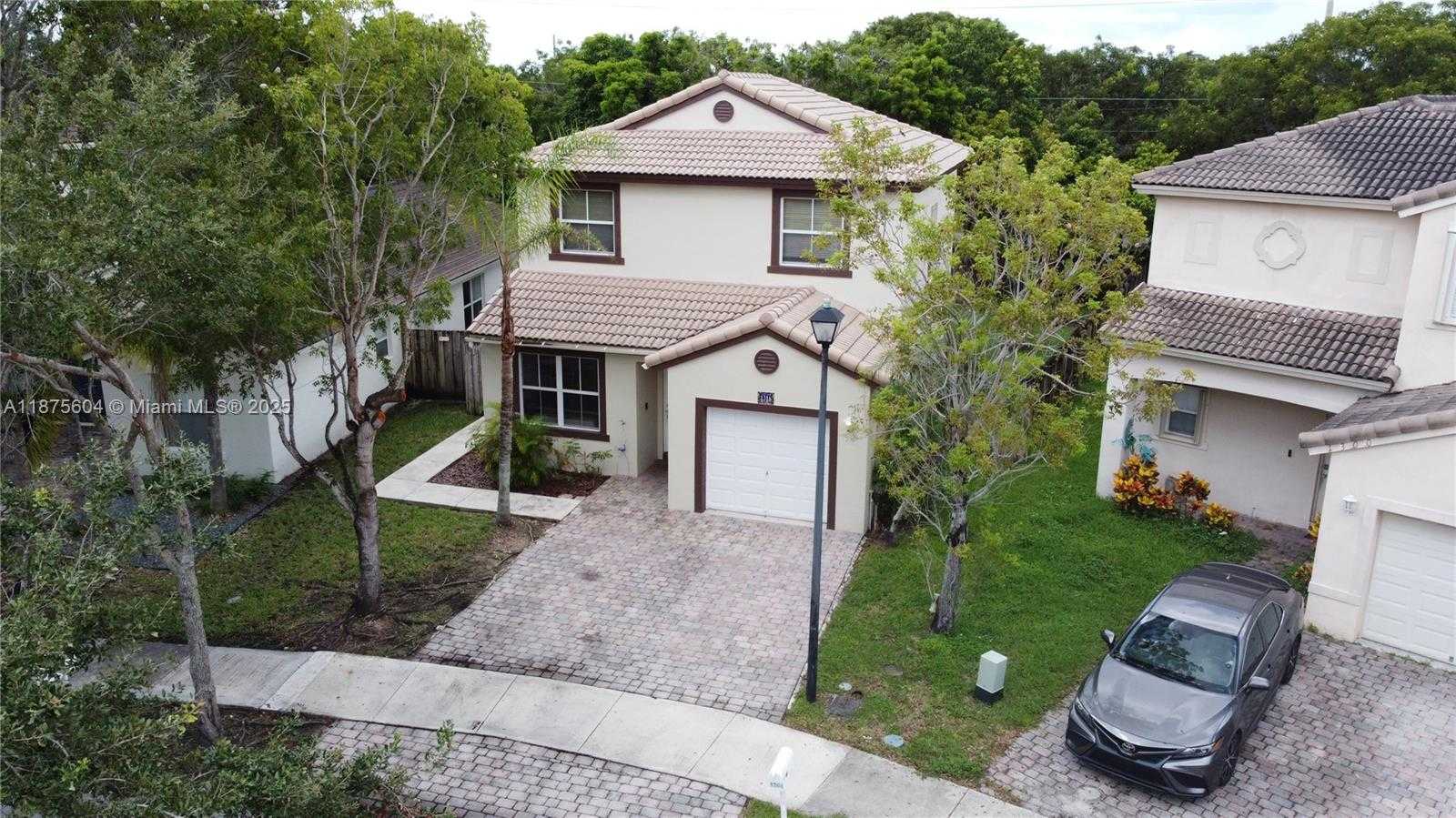 Small Image of 1316 SOUTH EAST 18TH TER, Homestead Number 24