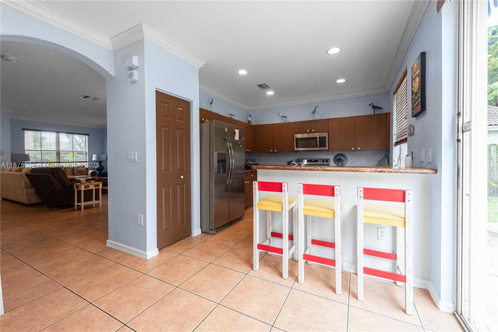 Small Image of 1316 SOUTH EAST 18TH TER, Homestead Number 5