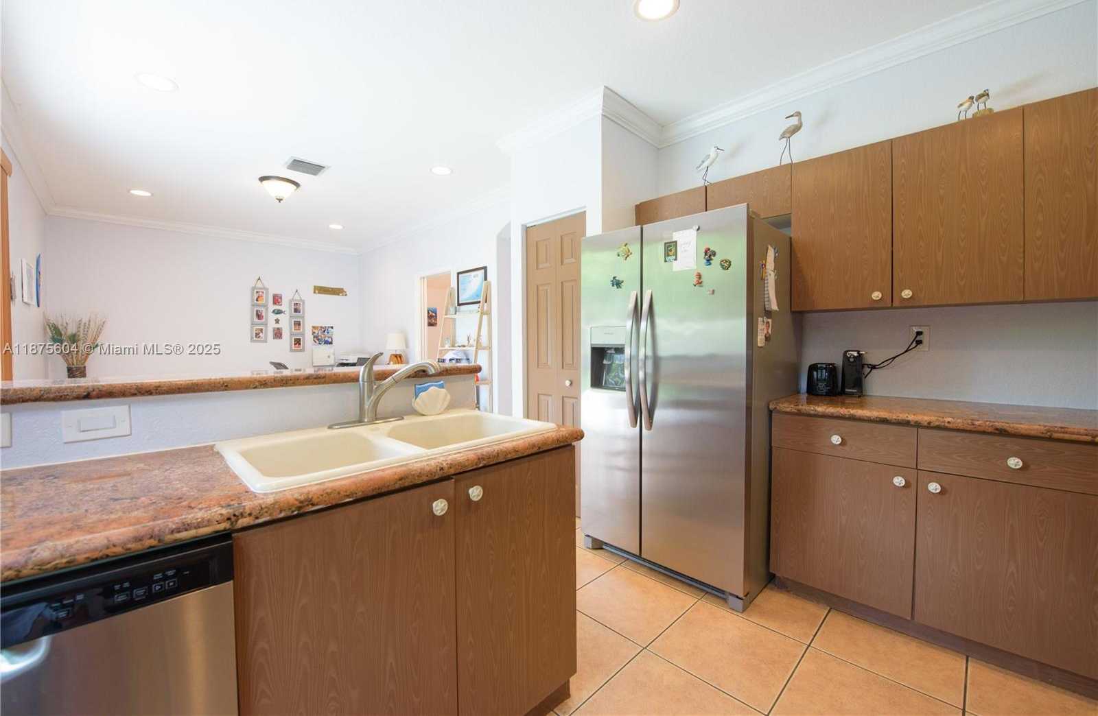 Small Image of 1316 SOUTH EAST 18TH TER, Homestead Number 7