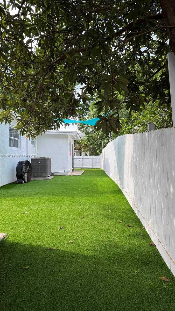 Small Image of 181 NORTH EAST 121ST ST, North Miami Number 12