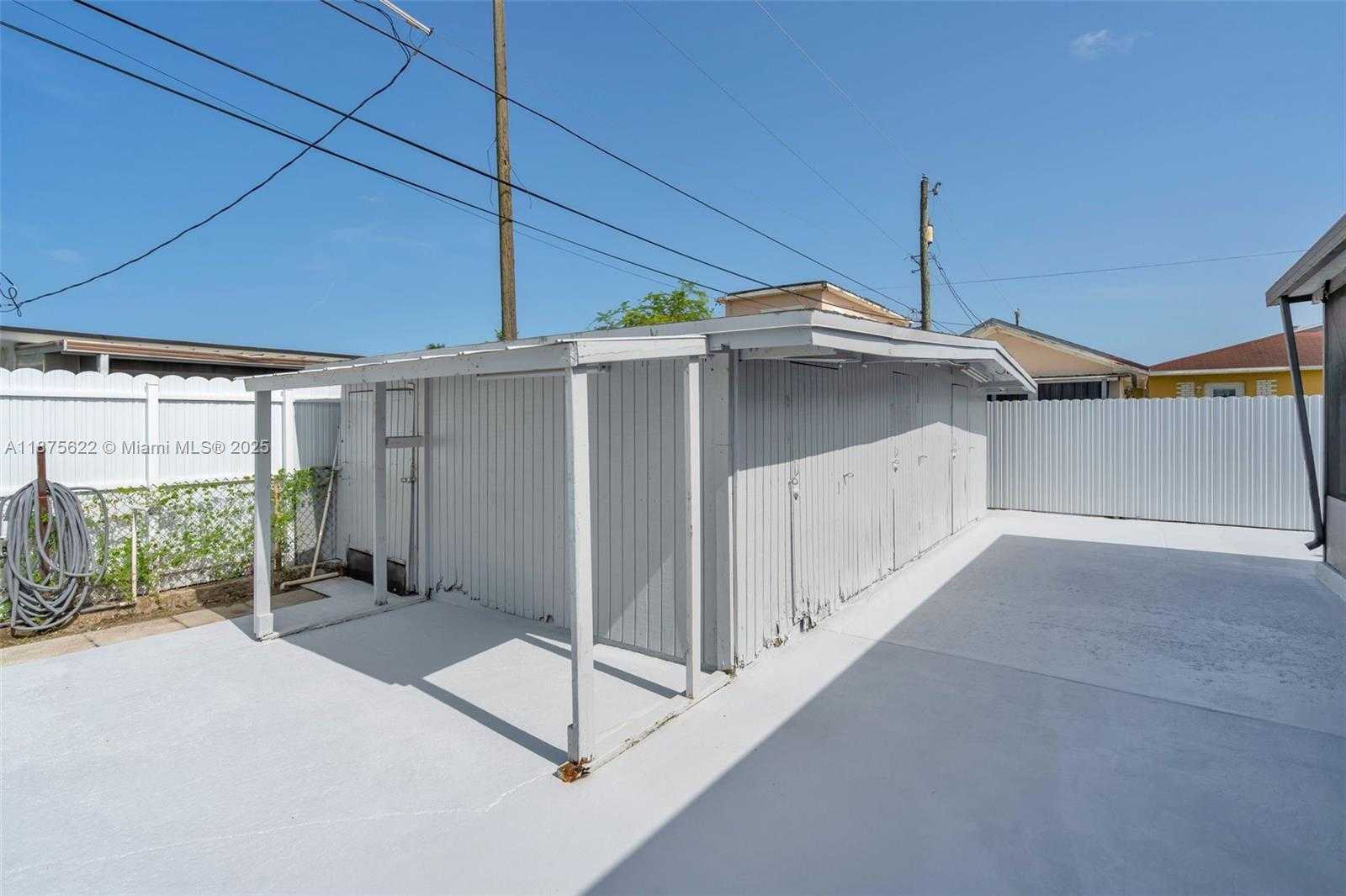 Small Image of 4485 EAST 8TH AVE, Hialeah Number 23