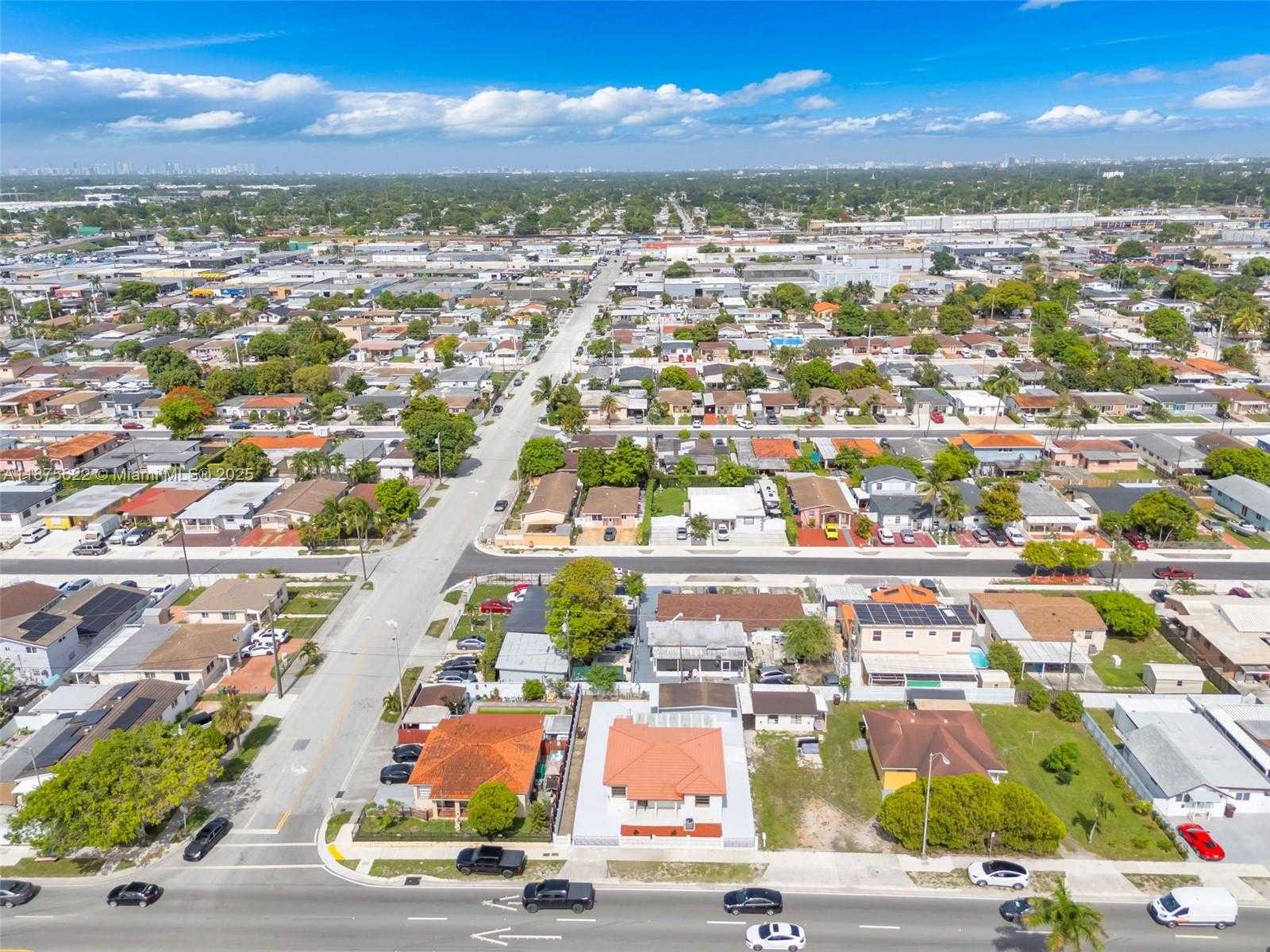 Small Image of 4485 EAST 8TH AVE, Hialeah Number 26