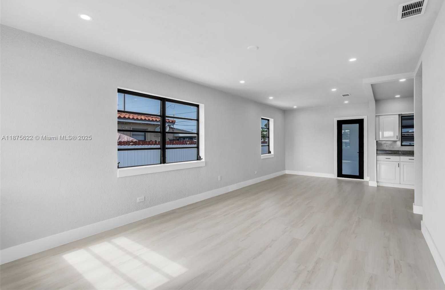 Small Image of 4485 EAST 8TH AVE, Hialeah Number 4