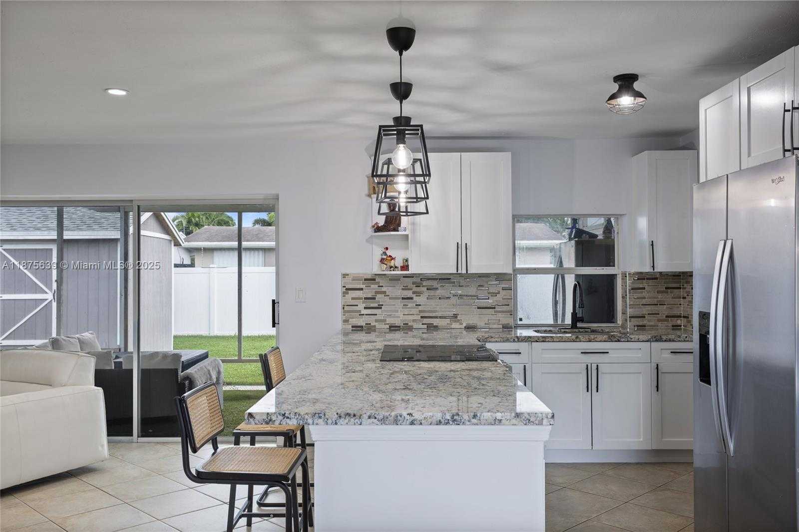 Small Image of 8210 NORTH WEST 11TH ST, Pembroke Pines Number 10