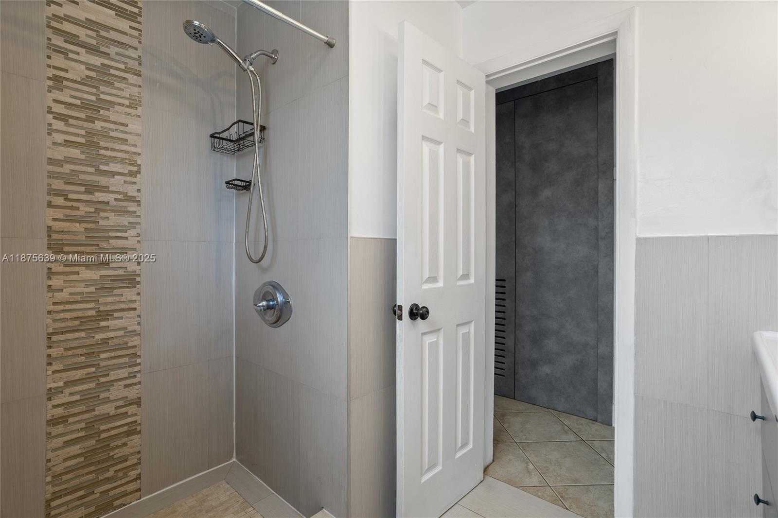 Small Image of 8210 NORTH WEST 11TH ST, Pembroke Pines Number 17