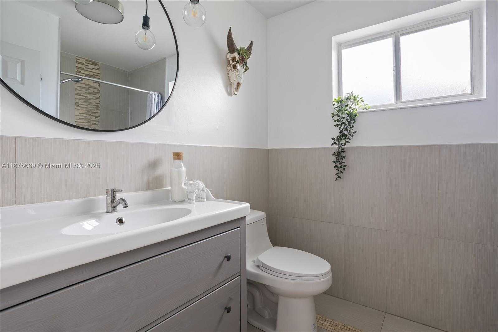 Small Image of 8210 NORTH WEST 11TH ST, Pembroke Pines Number 18