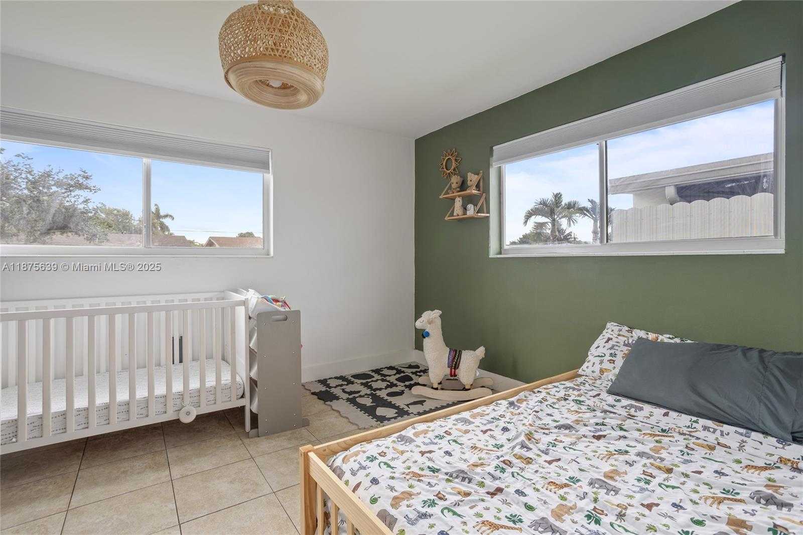 Small Image of 8210 NORTH WEST 11TH ST, Pembroke Pines Number 19
