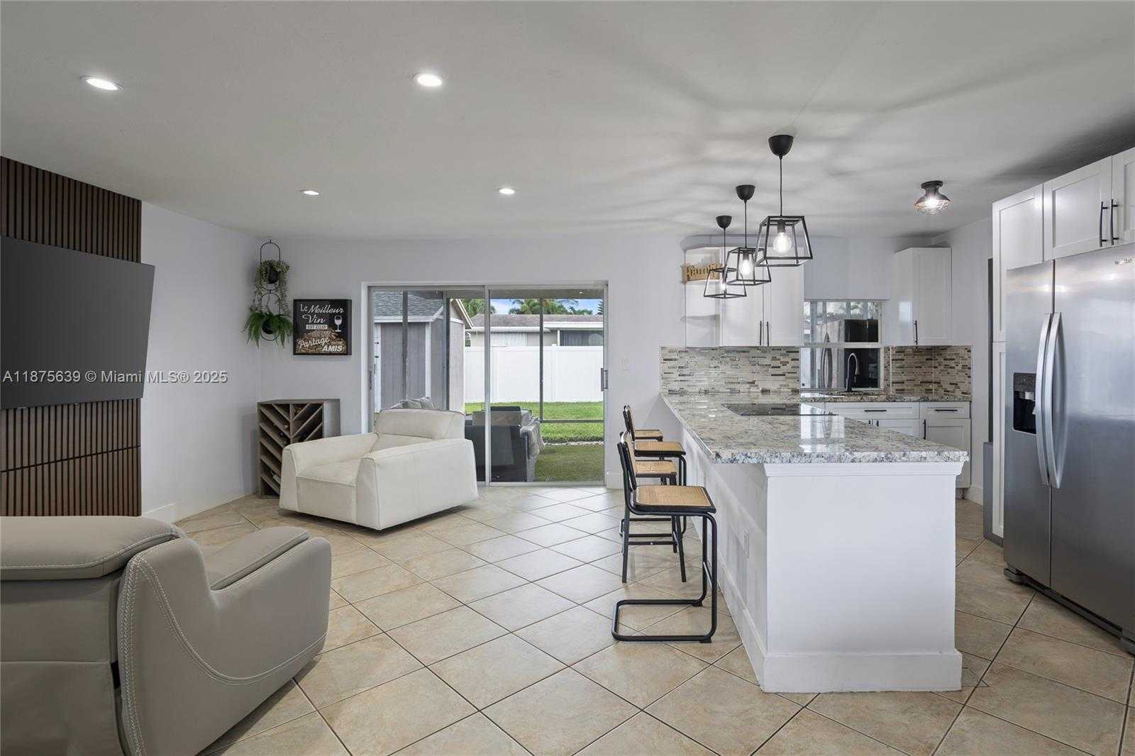 Small Image of 8210 NORTH WEST 11TH ST, Pembroke Pines Number 5