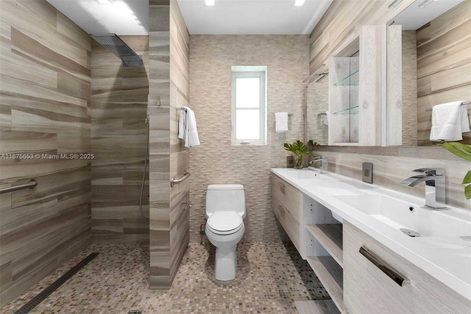 Small Image of 2887 PINE TREE DR, Miami Beach Number 16