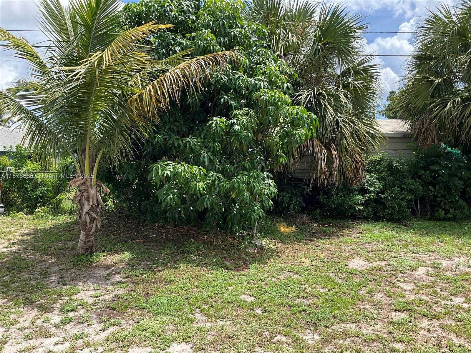 Small Image of 720 NORTH WEST 38TH AVE, Lauderhill Number 10
