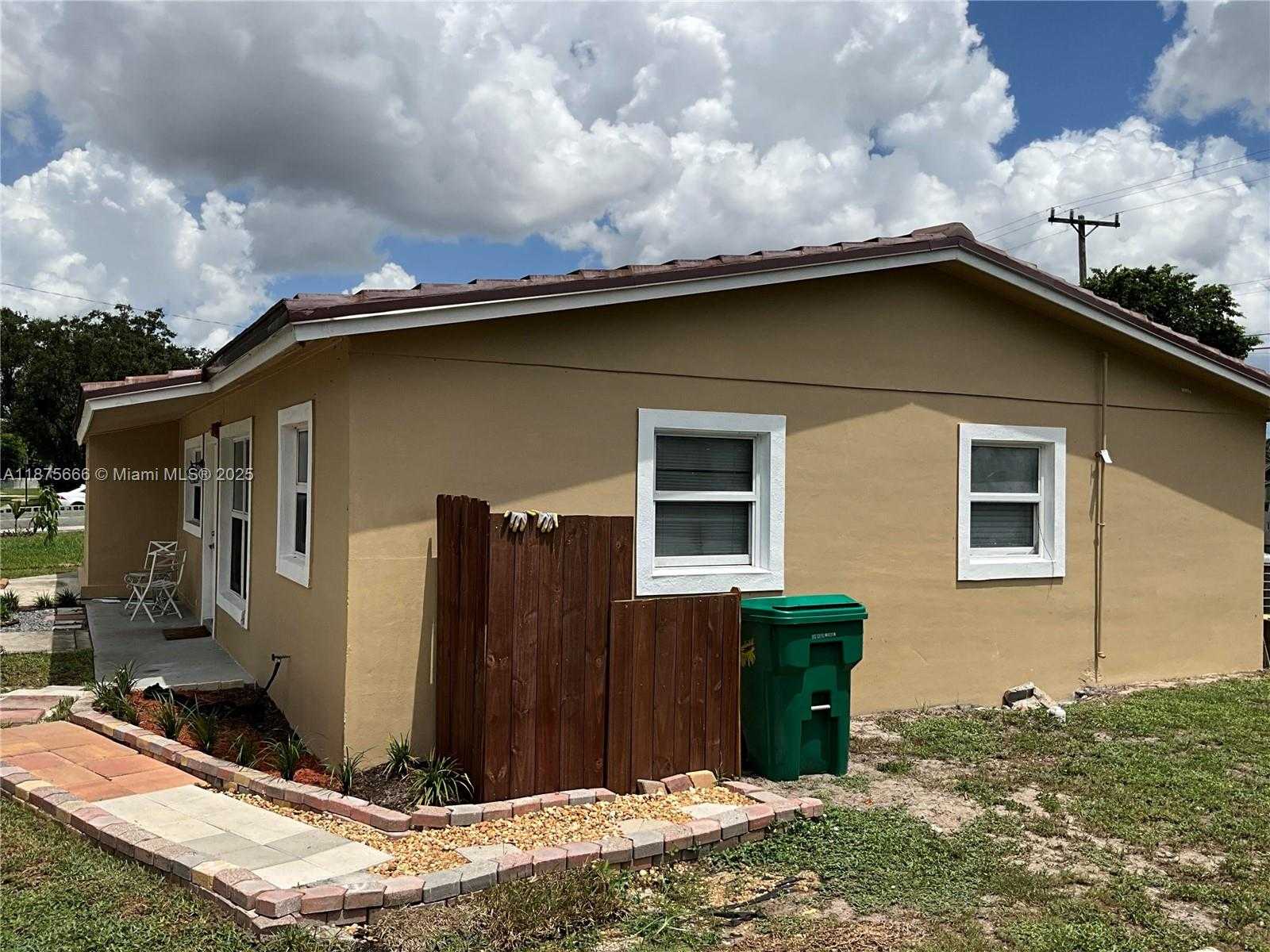 Small Image of 720 NORTH WEST 38TH AVE, Lauderhill Number 11