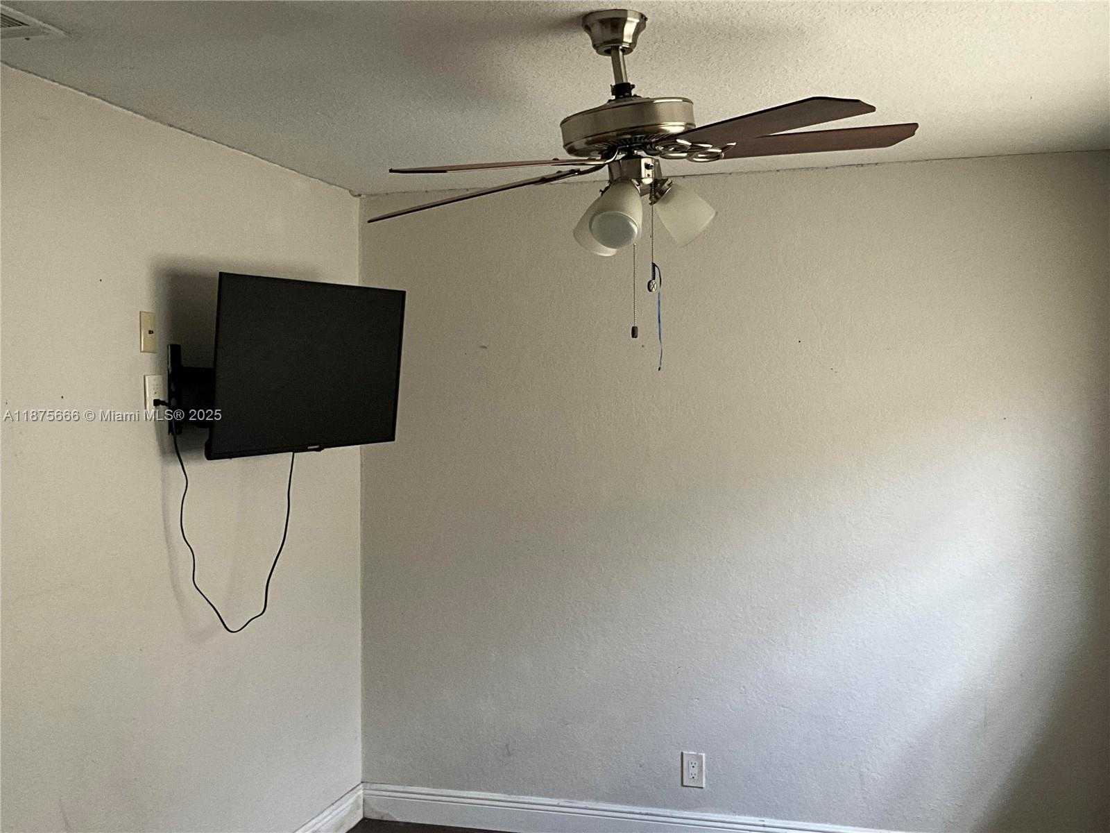 Small Image of 720 NORTH WEST 38TH AVE, Lauderhill Number 5