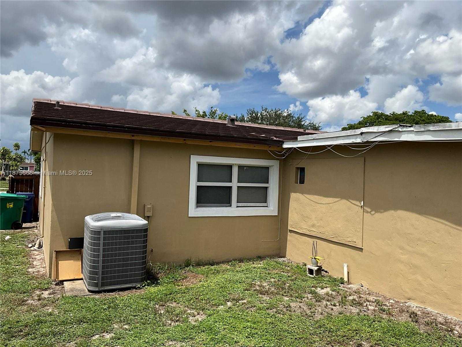 Small Image of 720 NORTH WEST 38TH AVE, Lauderhill Number 9