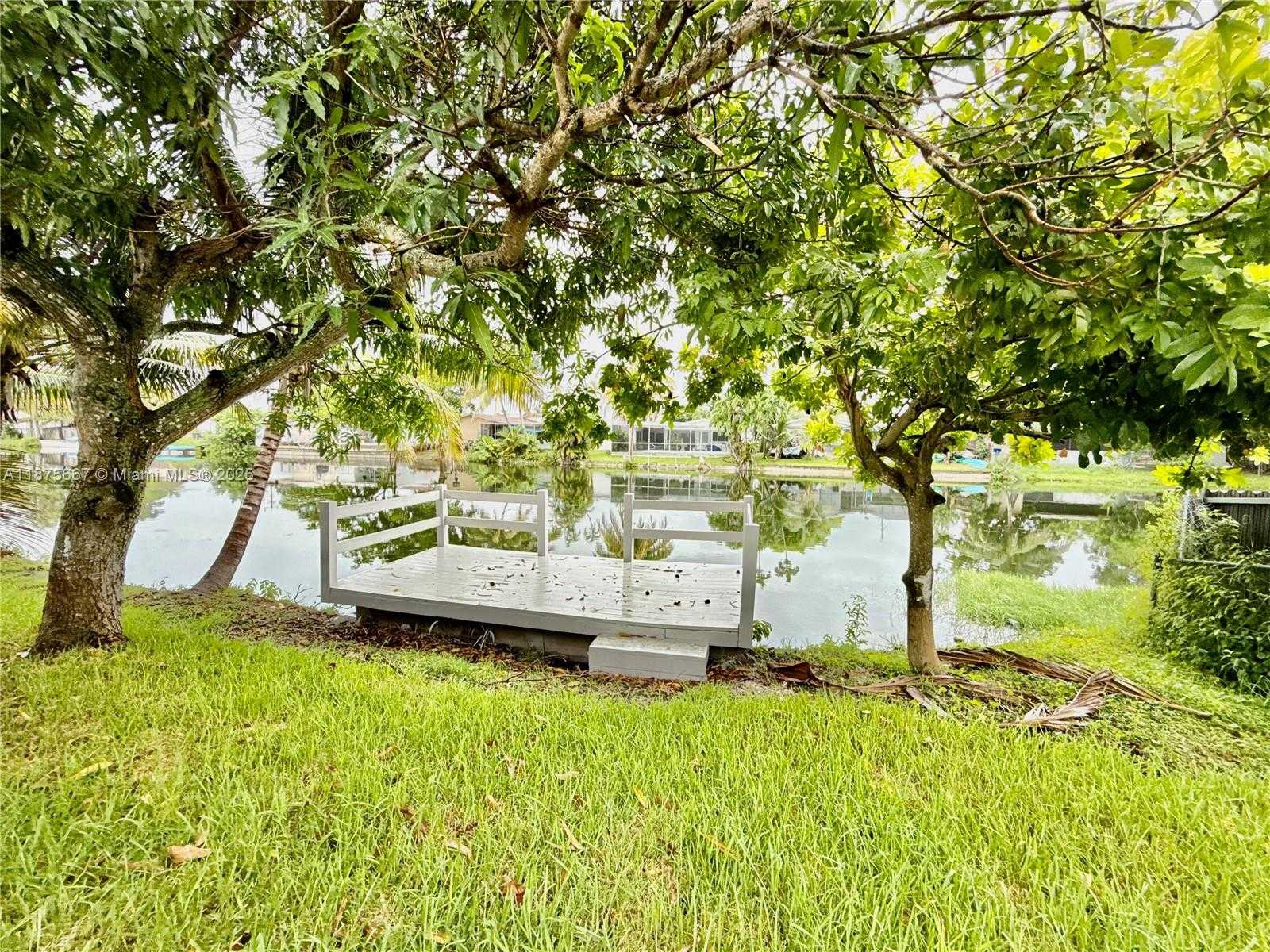 Small Image of 6708 CAMELIA DR, Miramar Number 60