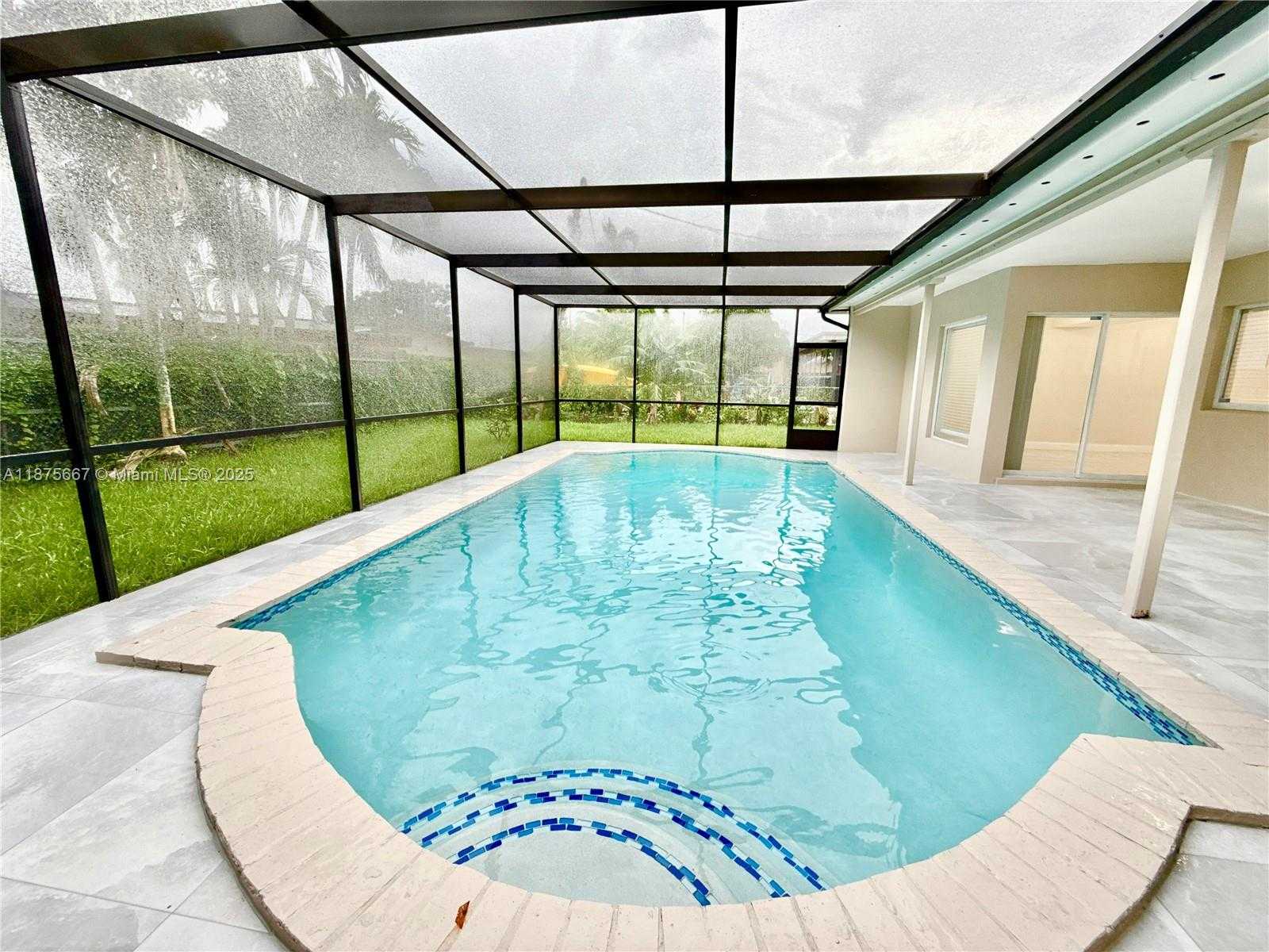 Small Image of 6708 CAMELIA DR, Miramar Number 66